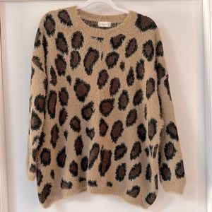 altar’d state leopard print, soft sweater size M/L. like new.